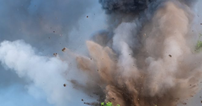 Сдетонировал кассетный снаряд: в Николаевской области от взрыва погиб тракторист, его коллега госпитализирован