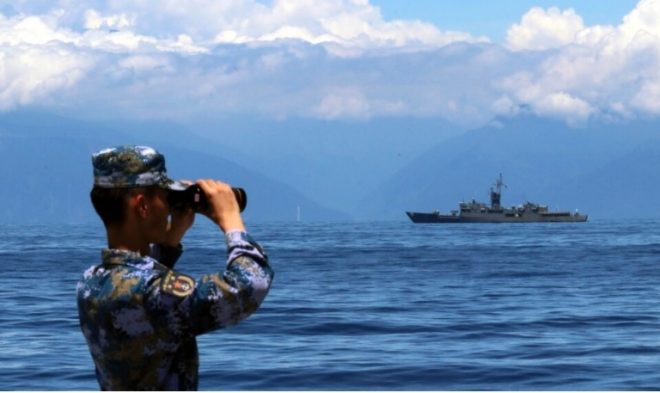 Китай водометами атаковал филиппинские корабли, в США отреагировали