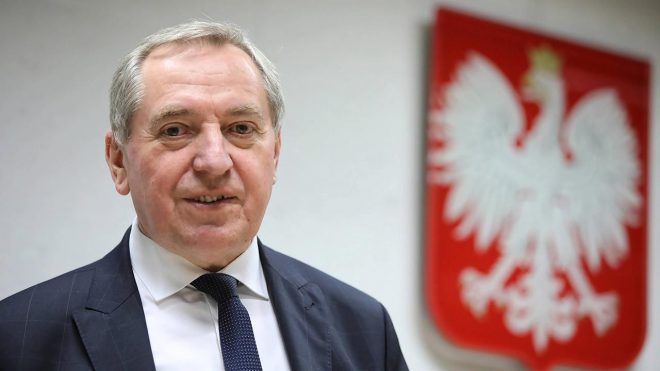 Министр сельского хозяйства Польши подал в отставку из-за кризиса с украинским зерном