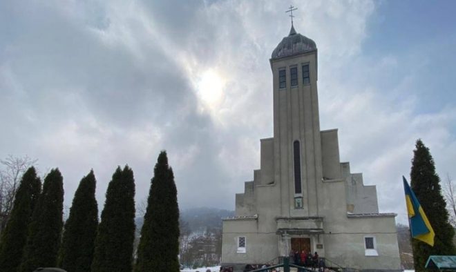 На Львовщине опечатали храм УПЦ после отказа верующих и духовенства переходить в ПЦУ