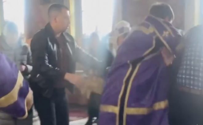 Священники в церкви в Хмельницком избили бойца ВСУ: что говорят в полиции