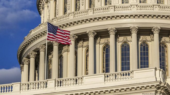 Спикер Палаты представителей призвал Сенат США отказаться от помощи Украине во избежание Шатдауна