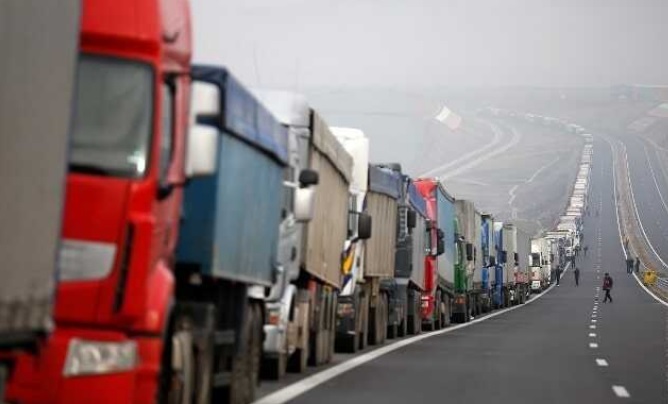 Польские фермеры заблокировали движение грузовиков из Украины, следующих через ПП &#171;Шегини&#187;