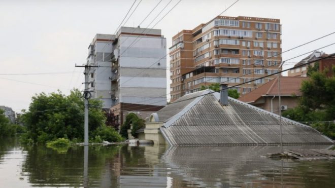 В Херсоне почти вдвое уменьшилась площадь затопленных территорий: стало меньше воды в 3-х селах