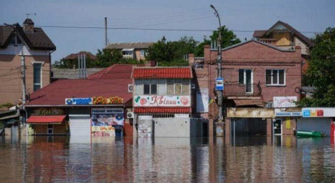 Не менее 8 погибших, не хватает воды и продуктов: в Херсонской ОВА сообщили о критической ситуации в затопленных Олешках
