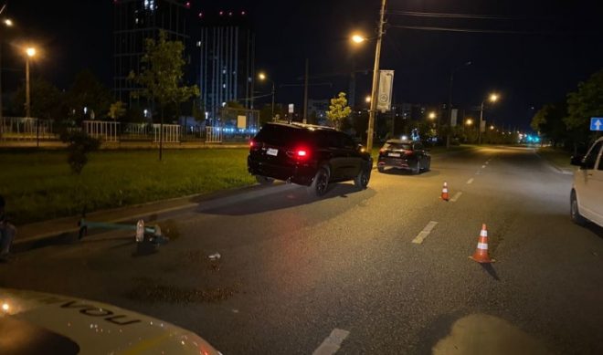 Двое водителей электросамокатов оказались в реанимации после ДТП во Львовской области