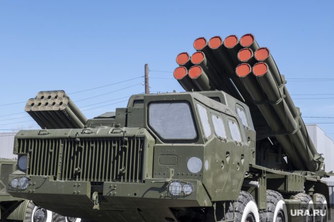 В НАТО обещают увеличить производство боеприпасов для Украины и количество стран, которые будут поставлять снаряды Киеву