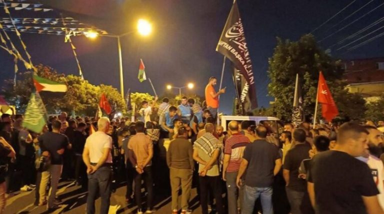 В Турции громили американские кофейни перед митингом Эрдогана в поддержку Палестины