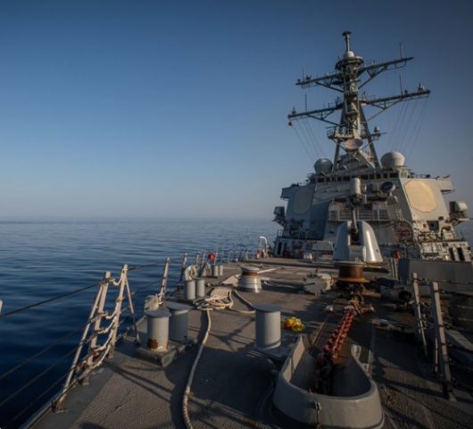 Эсминец США в Красном море сбил 14 дронов хуситов