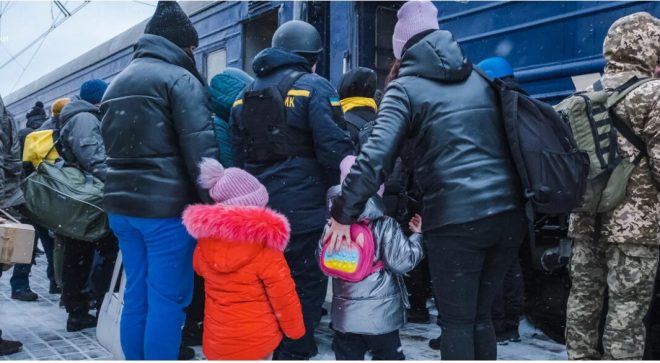 В Харьковской области семьи с детьми принудительно эвакуируют из 47 населенных пунктов
