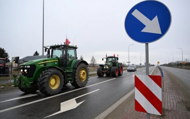 Правительство Польши одобрило план дотаций фермерам: получат по 200 злотых за тонну зерна, которое уже продано