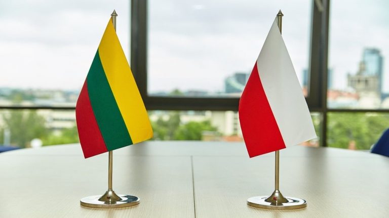 Польша прогнозирует рост ВВП на 2% благодаря украинским беженцам