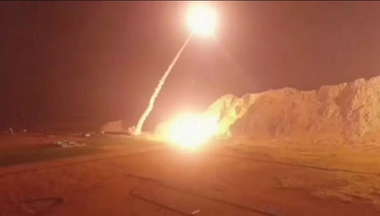 Иран впервые нанес ракетный удар по Пакистану, Пакистан отозвал посла из Ирана