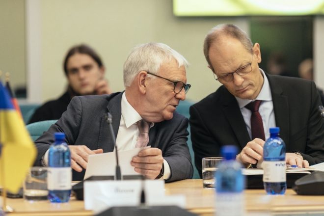 В Киев с визитом прибыли госсекретари Минэкономики и МИД Германии