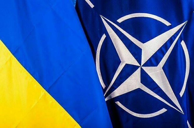 Зеленский попросил союзников повлиять на США по вопросу членства Украины в НАТО