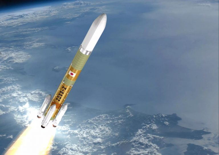 Япония успешно запустила космическую ракету нового поколения