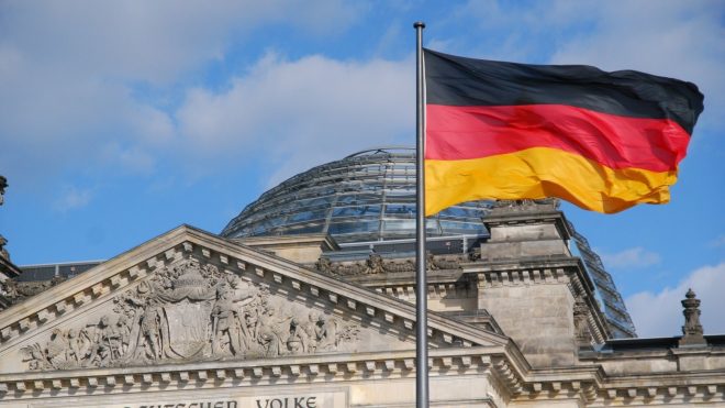 Немецкие города призвали направить миллиарды евро на бомбоубежища