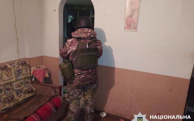 Во время спора с женой взорвал гранату: в Киевской области погиб мужчина, женщину ранило осколками