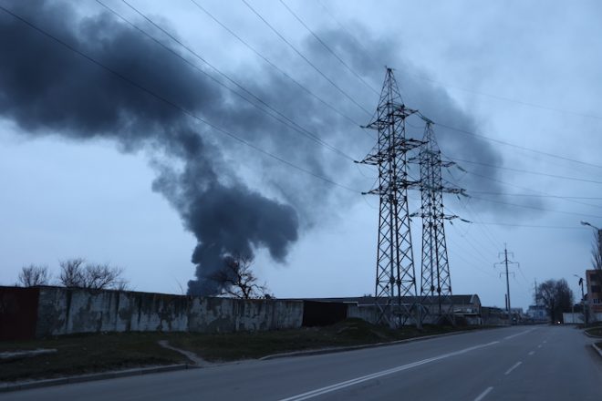 В Харькове разрушены ТЭЦ и все трансформаторные подстанции: вводятся графики отключения света