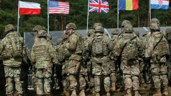 В армиях Европы кризис: солдаты массово покидают войска &#8212; Politico