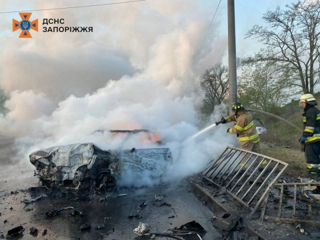 В Запорожье &#8212; ДТП, столкнулись Nissan X-Trail и Audi: начался пожар, есть погибшие и пострадавшие