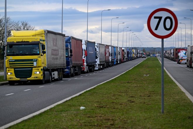 4 июня польские фермеры заблокируют грузовики на границе Украины: акция протеста продлится 2 дня