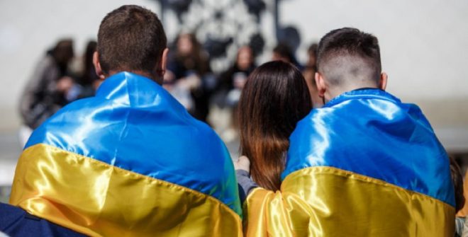 Почти половина украинцев считают, что события в стране развиваются в неправильном направлении