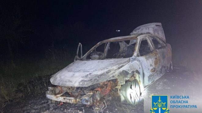В Киевской области мужчина поджег автомобиль вместе с бывшей женой: отказалась возобновить отношения