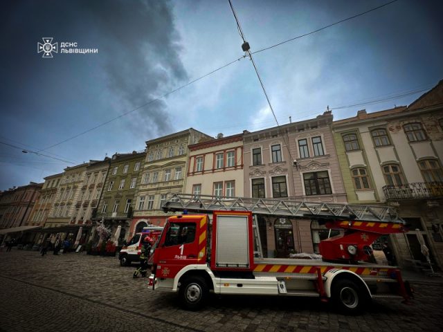 Во Львове тушили пожар в заведении питания &#8212; ГСЧС
