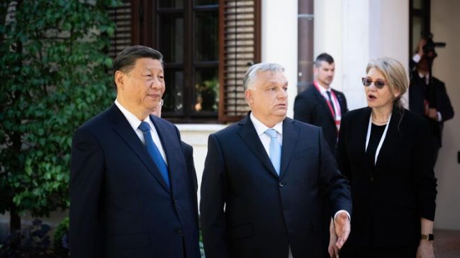 Венгрия поддержала мирный план Китая по урегулированию конфликта в Украине