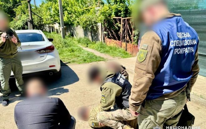 Работник ТЦК в Одесской области за отсрочку от мобилизации требовал 300 литров горючего