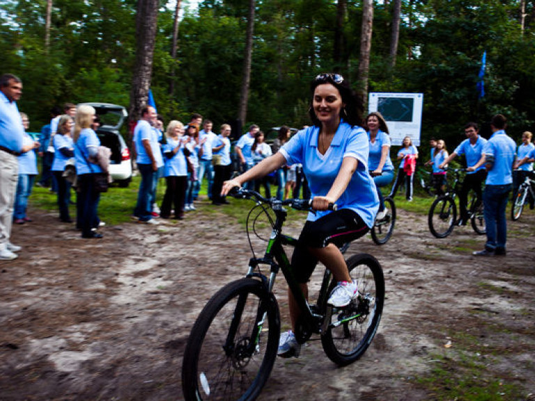 К велопарковкам в Киеве невозможно доехать на велосипеде &#8212; Ассоциация велосипедистов