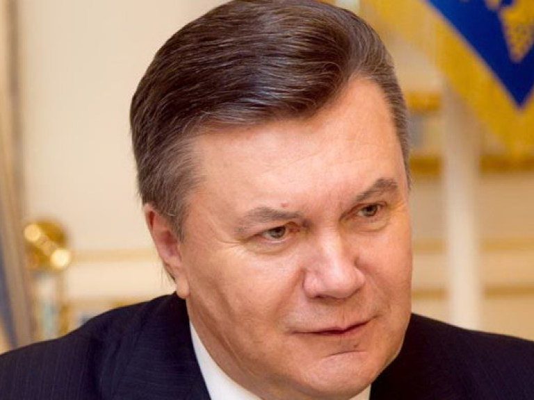 Треть многомиллионных гонораров писатель-Янукович отдал сиротам – Ефремов