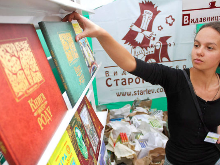 За полгода в Украине открылось всего 2 книжных магазина &#8211; Госкомтелерадио