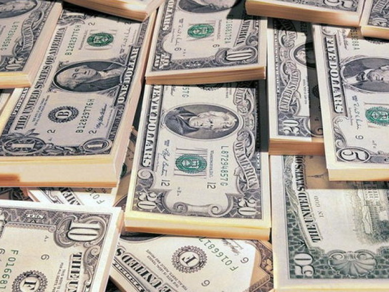 Эксперт: иностранная валюта становится менее привлекательной для украинцев