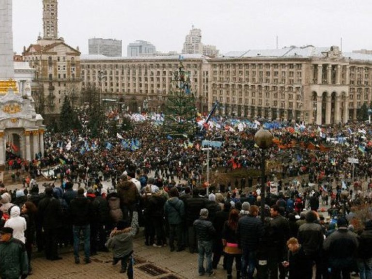 Центральные улицы Киева заблокированы митингующими
