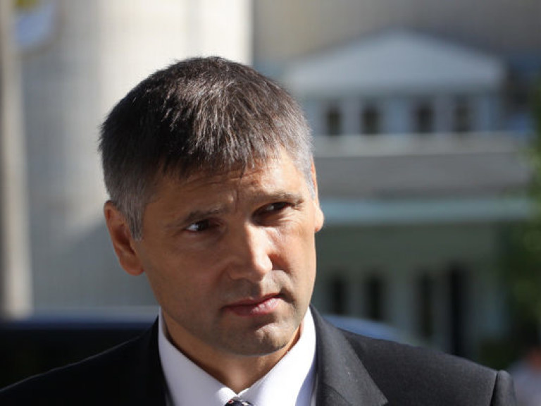 Депутаты должны продолжить переговоры относительно конституционной реформы — Мирошниченко