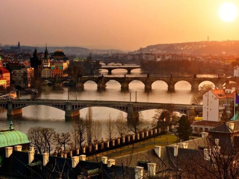Чешские археологи выяснили, что люди жили на месте Праги задолго до ее официального основания