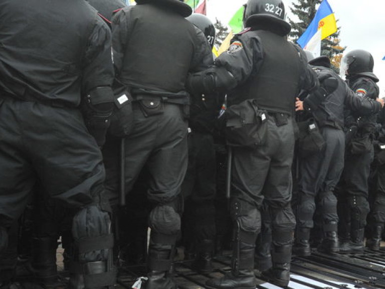 Силовики уничтожили один из блок-постов на въезде в Славянск