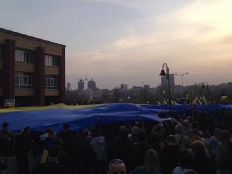 В Донецке начался митинг &#8220;С молитвой за Украину&#8221; (ФОТО)