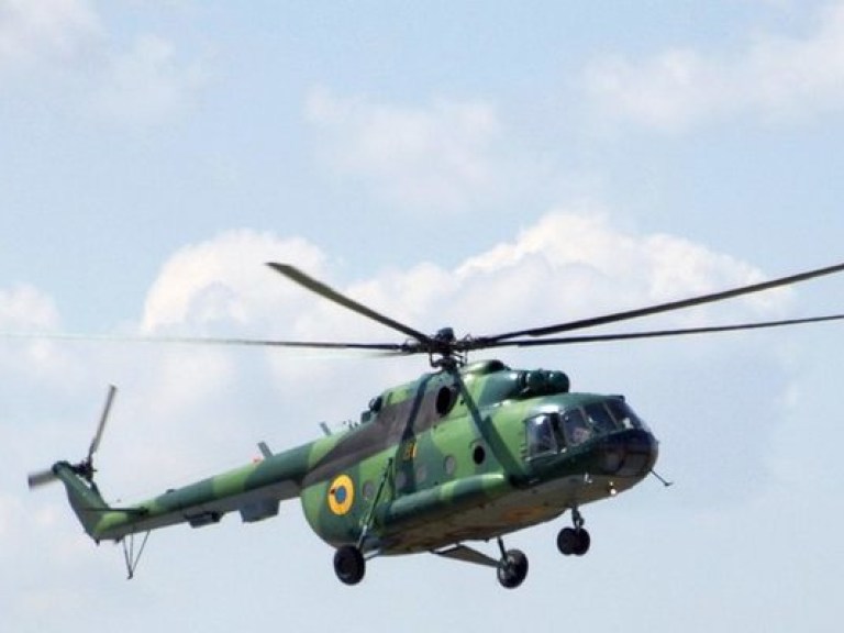 Боевики ДНР в центре Донецка обстреливают вертолет