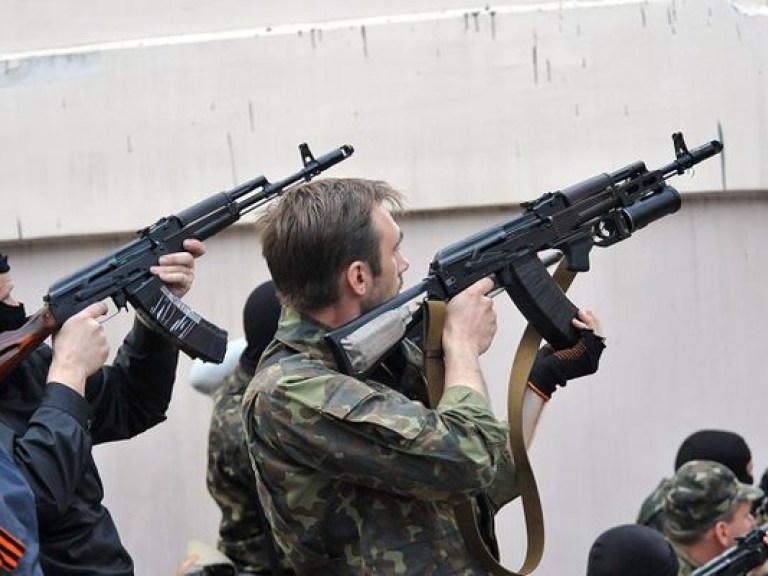 На Донбассе во время боев возле Ямполя и Закотного погибло четверо украинских военнослужащих, 20 ранены — спикер АТО