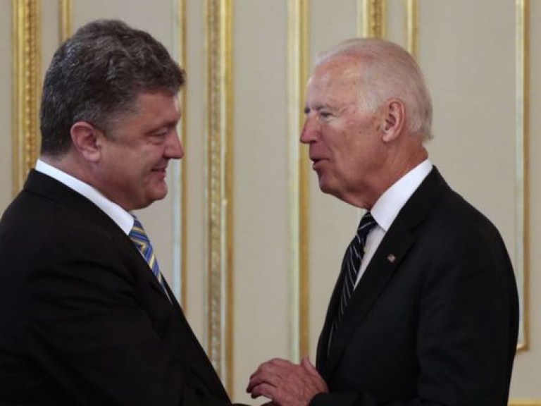 Порошенко и Байден обсудили возможность дальнейшей технической помощи Украине со стороны США