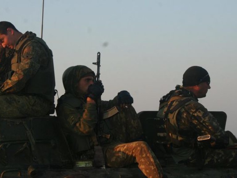 В зоне АТО погибло 1422 украинских военных &#8211; СМИ