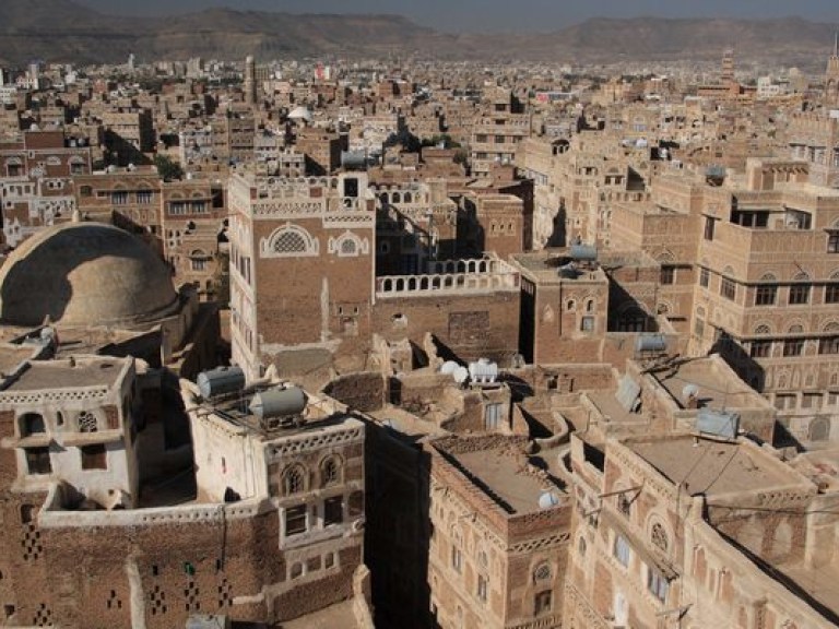 Саудовская Аравия пока не будет вводить в Йемен сухопутные войска