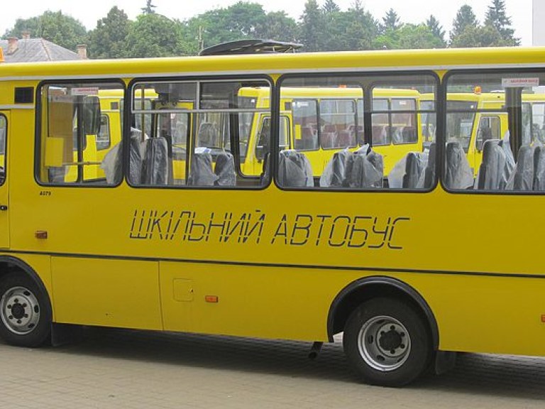 Российские владельцы Черкасского автозавода заблокировали закупки школьных автобусов