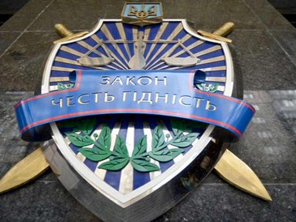 В Украине начальник военного склада украл почти 100 тонн горючего