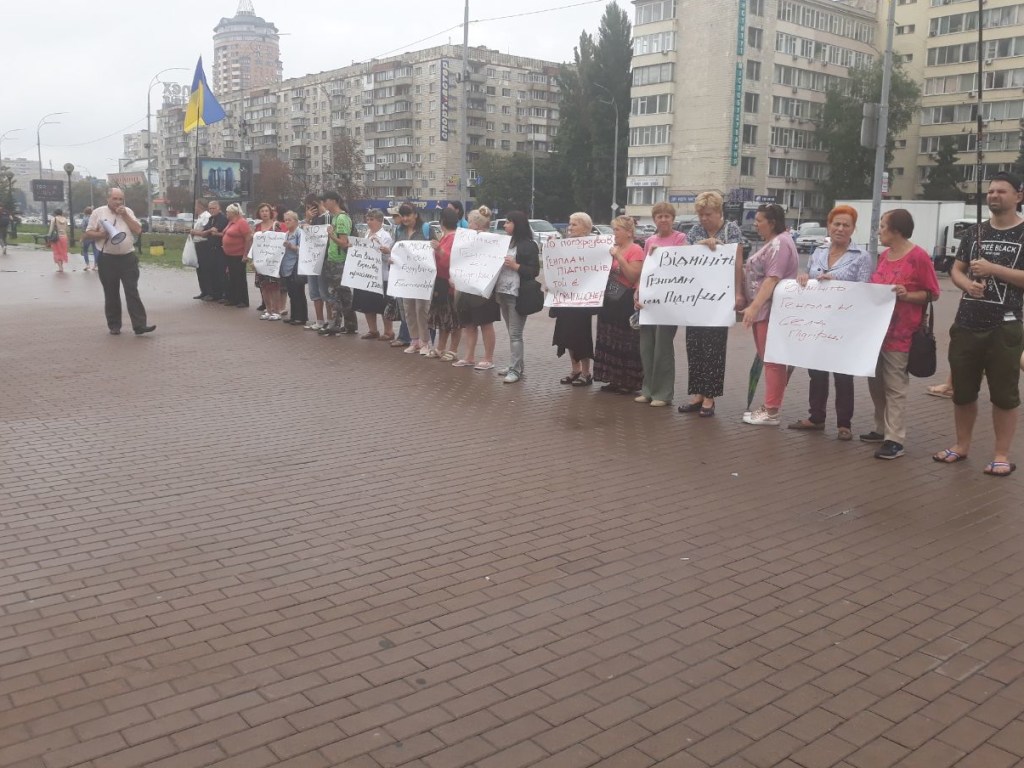 Пять месяцев борьбы за село Подгорцы дали первые результаты (ФОТО)