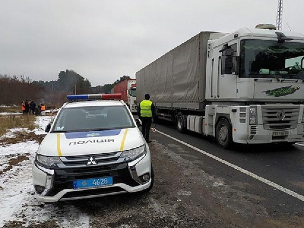 «Евробляхеры» разблокировали движение через погранпункт с Беларусью