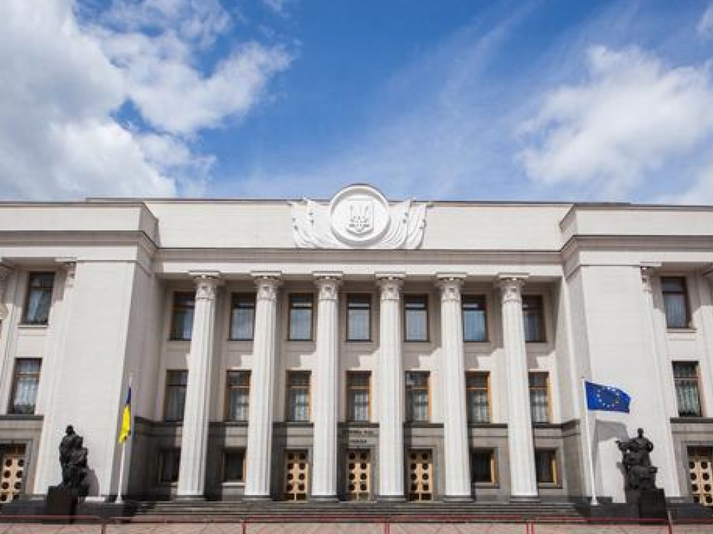Опубликован текст закона «О введение военного положения в Украине»